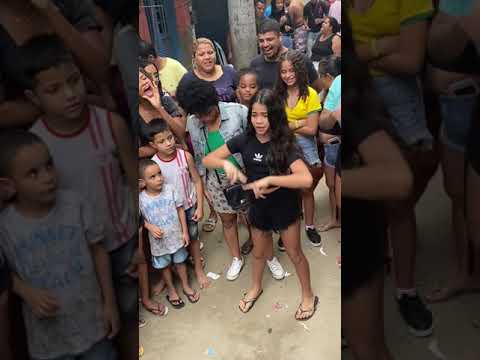 Vídeo: Mort d'una família sueca