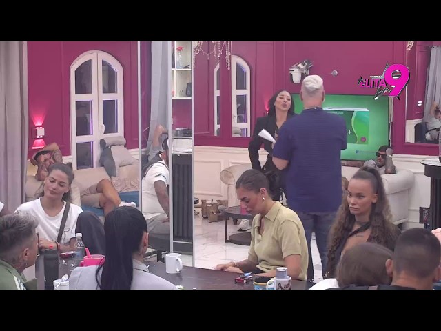 AKO STE POMISLILI DA NE MOŽE BIZARNIJE... Asmin pravi planove s Filipom posle "Elite" - razmenili sadašnje i bivše, a sad ŠURUJU! (VIDEO)
