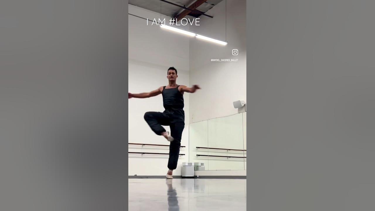 I AM LOVE. #ballet #pirouettes #ballettok #balletdancer #love #strengh #dance #unstoppable I AM LOVE. #ballet #pirouettes #ballettok #balletdancer #love #strengh #dance #unstoppable