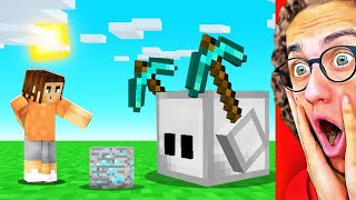 Training My PET BLOCK to Mine DIAMONDS in Minecraft!