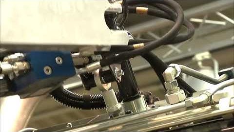 The Worlds largest walking robot Tradino project.