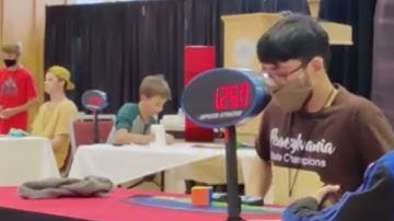 1.06 2x2 World Record Average! Zayn Khanani