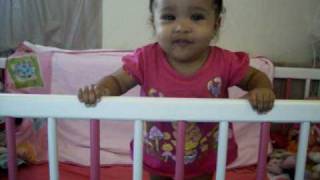 Ana Beatriz Dançando