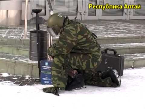 В Горно-Алтайске сотрудники полиции проводят проверку по факту обнаружения муляжа взрывного устро...