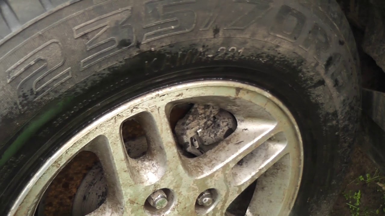 Спустя пару месяцев после сборки колеса на герметик на шиномонтаже ...