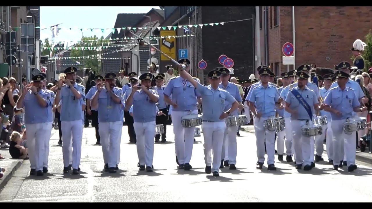 Schützenfest 2025 Sonntags in Dormagen-Nievenheim.