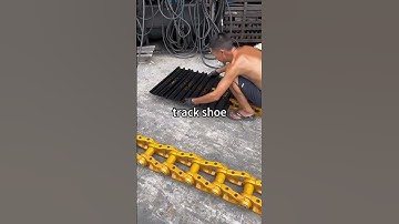 Assemble the track assembly #excavator #excavatorparts #factory #bulldozer