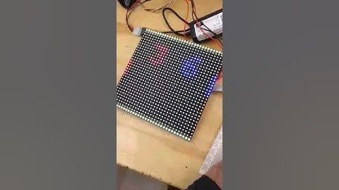 Pong Game on 32x32 LED Matrix