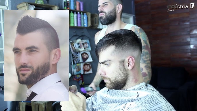 V.Officer Cabelos - Os Cortes de Cabelo Masculino para 2017 😎 1) Penteado  Masculino Fauxhawk O Penteado semelhante ao moicano está bem em alta pros  Cortes de Cabelo Masculino pra 2017. Estilo