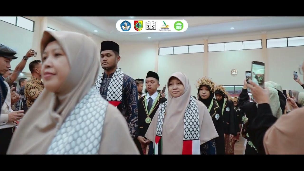 CINEMATIC HAFLAH AKHIRUSSANAH & WISUDA AL-QURAN ANGKATAN 16 SDIT HARAPAN UMAT JEMBER