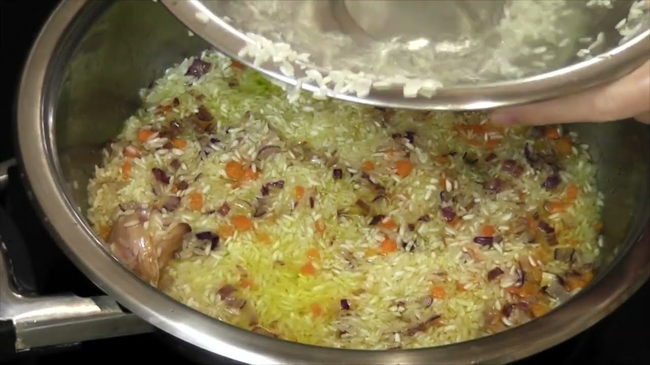 рис на гарнир рассыпчатый рецепт на сковороде. рассыпчатый рис на сковороде рецепт как приготовить. отварить рис. рассыпчатый рис на сковороде рецепт как приготовить. рис на сковородке.