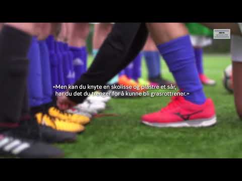 Video: Fotballtrener Går På Mirakuløst Vis Igjen Etter Hjerneslag