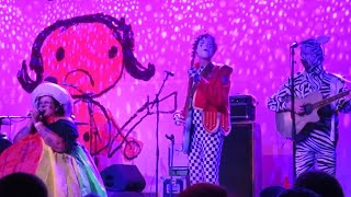 Download lagu The Moldy Peaches - Nothing Came Out [Live @ Brooklyn Steel - Brooklyn, NY - 8-10-23]