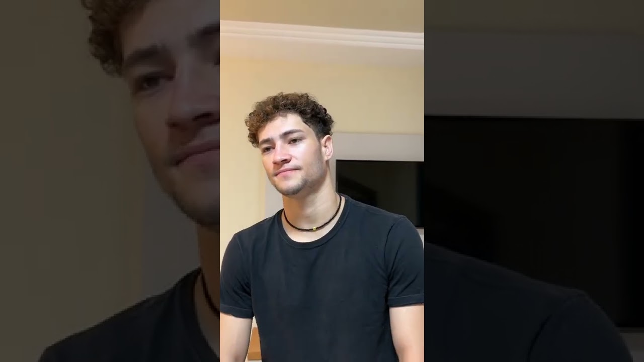 Patroa se apaixona por funcionário da limpeza por esse estranho motivo