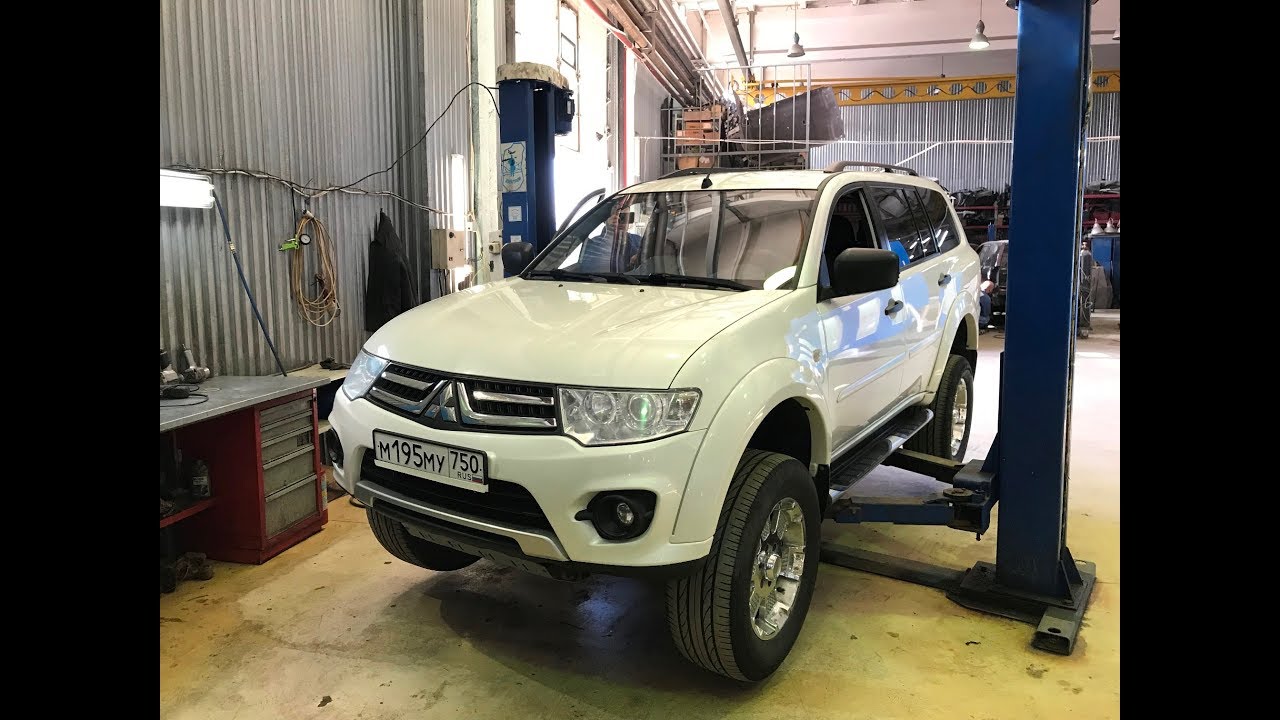 Тест-драйв нового Mitsubishi Pajero Sport: первые впечатления Тест-драйв нового Mitsubishi Pajero Sport: первые впечатления