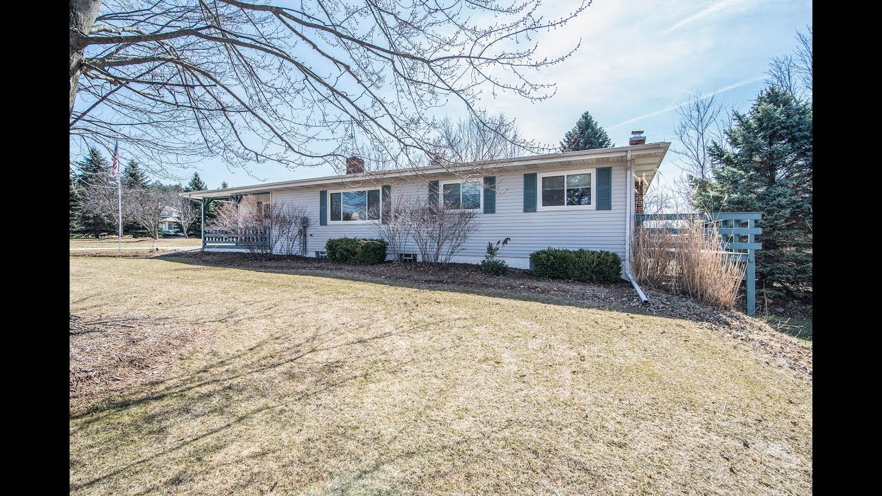 The SELLING Team's Homes For Sale 2400 Green Road St. Johns, MI