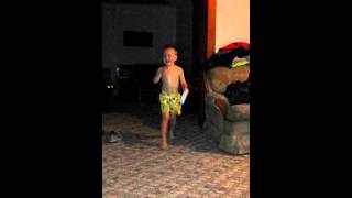 3 Year Old Does Angry Birds Rio Dance Freestyle