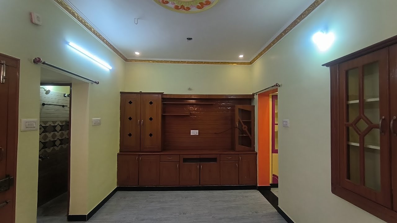 மதுரை பனங்காடி பள்ளிவாசல் அருகிலேயே கட்டப்பட்ட 5 வருட பழைய வீடு விற்பனைக்கு 8489232663 #ns #home 