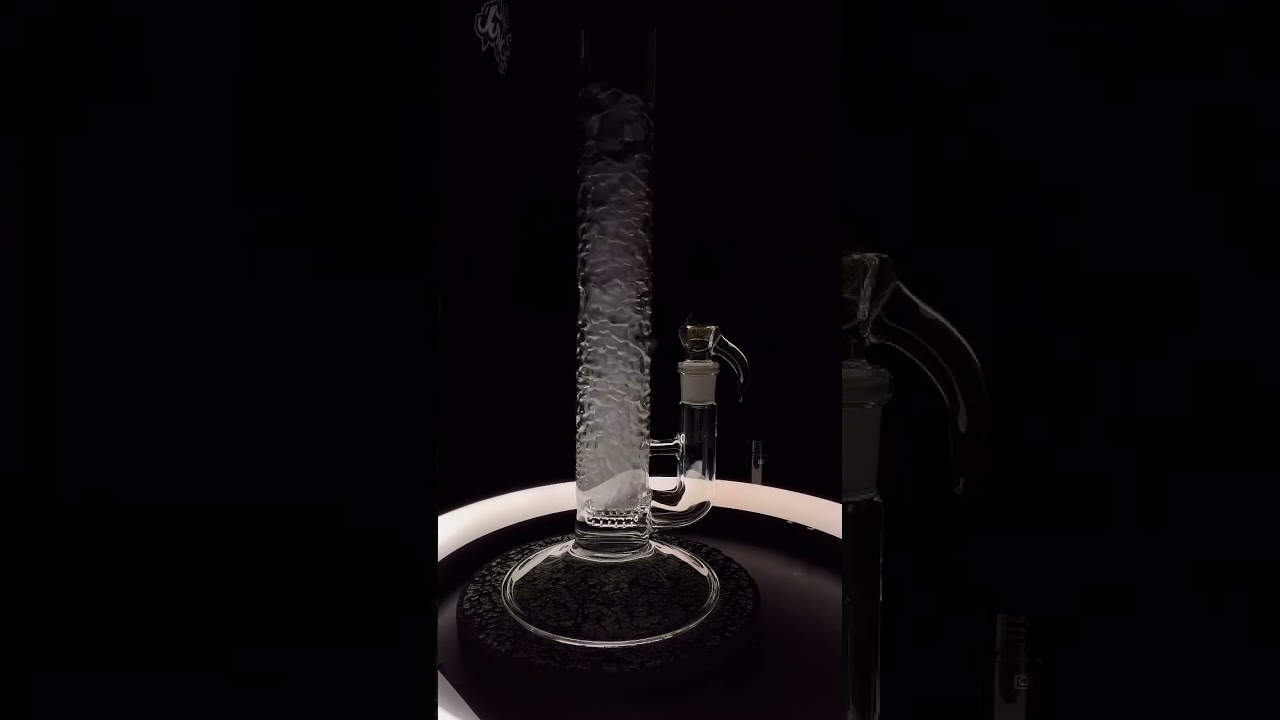 Bong Rips💨 Fat sesh🔥 smoke with me if you have a bong! 