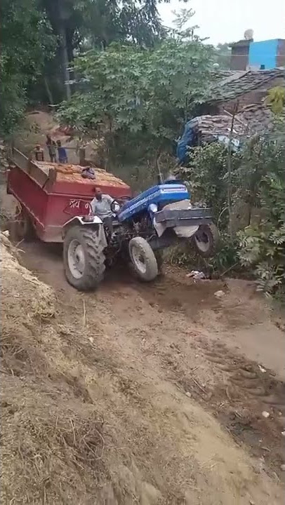 Powertrack 434 tractor देखिए कितना खतरनाक इसका पॉवर है।