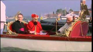 Pope enjoys gondola ride in Venice