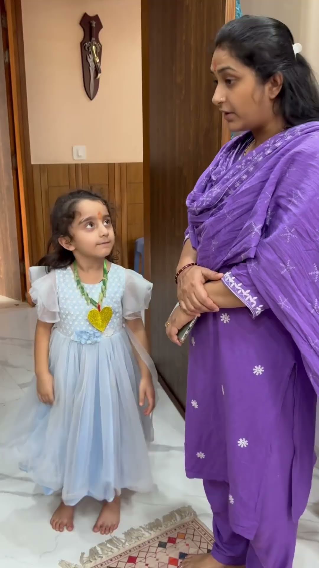 Tinku ko mamma ne kyu mara???