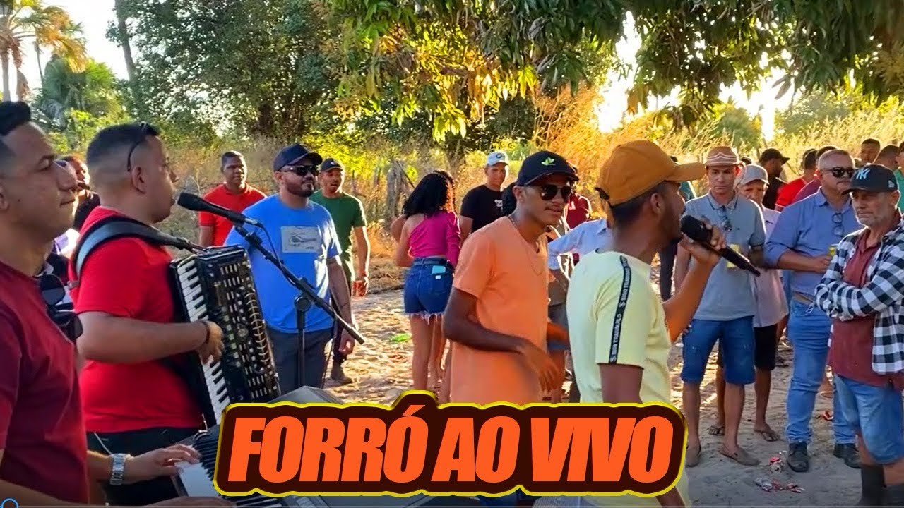 DOUGLAS DO ACORDEON - Part. Anderson e Patricio ( AO VIVO NO CHURRASCO DOS BREJEIROS )