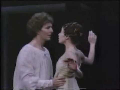 Romeo and Juliet balcony scene pas de deux
