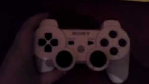 White PS3 CONTROLLER! CRaZY!