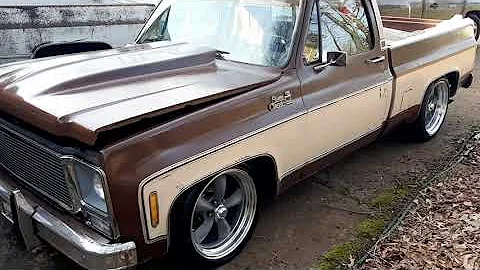 Doing a Cold Start on my 1978 GMC truck "Shannon". It's been very cold here! I hope it will start!