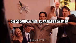 Oscar Martinez de The Office bailando Karma - Taylor Swift (speed up + letra en español)