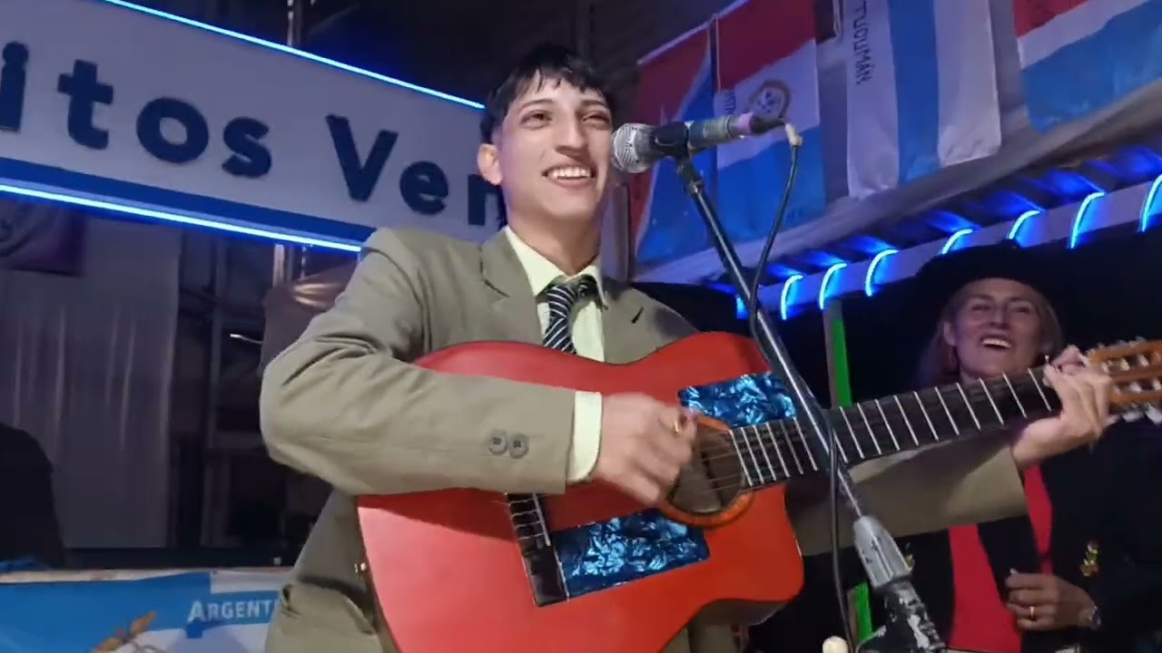 GONZALEZ MAIDANA ACTUANDO EN EL PATIO DE LA FE