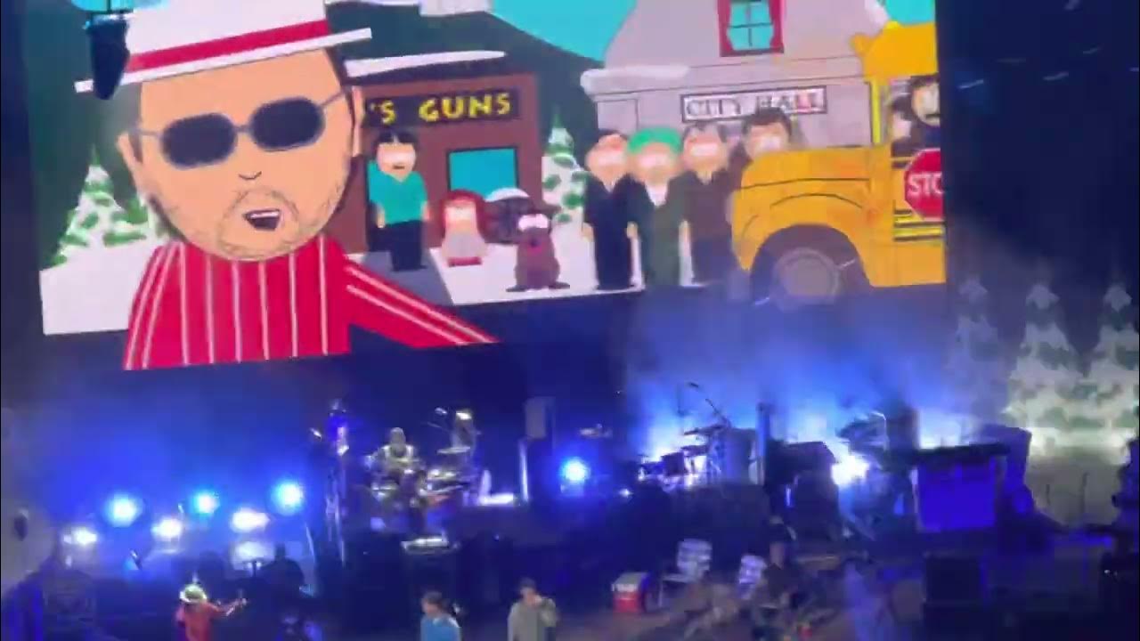 Primus Feat. Matt Stone & Trey Parker - South Park Theme Song Live @ Red Rock, CO Primus Feat. Matt Stone & Trey Parker - South Park Theme Song Live @ Red Rock, CO