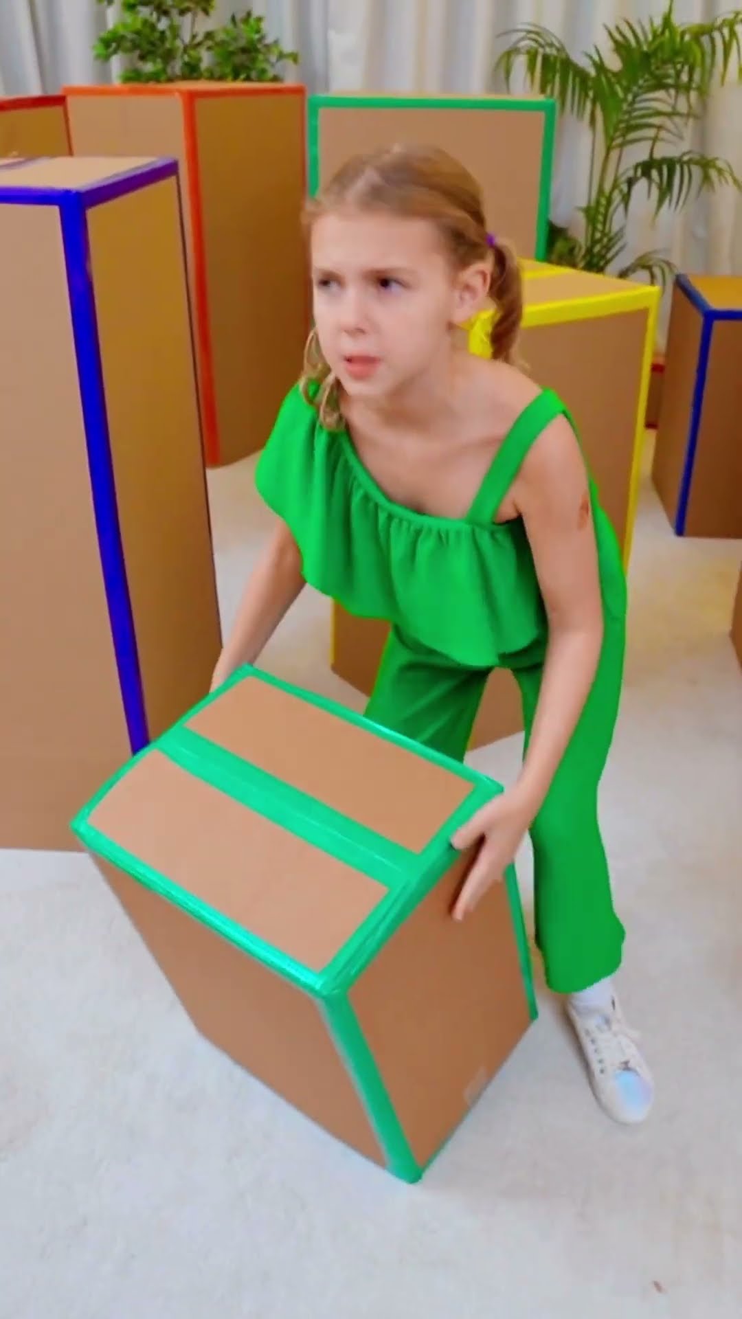 Maria plays the Hide and Seek challenge