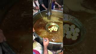 Massive Rush of Peoples at Ustad Moota Chanay استاد موتا چنے andron Lahore #streetfood