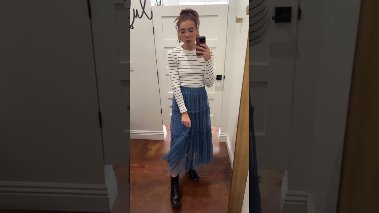 【新品未使用】Bluelea Tulle tiered skirt 36 THE MILLIE TULLE TIERED MIDI SKIRT IN ROYAL BLUE – Pink Desert