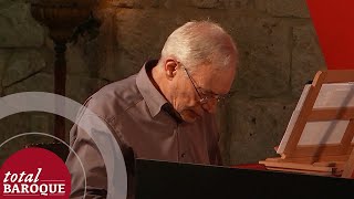 Scarlatti Sonatas by Mario Raskin | Pergain-Taillac, Château d'Ampelle (25/32)