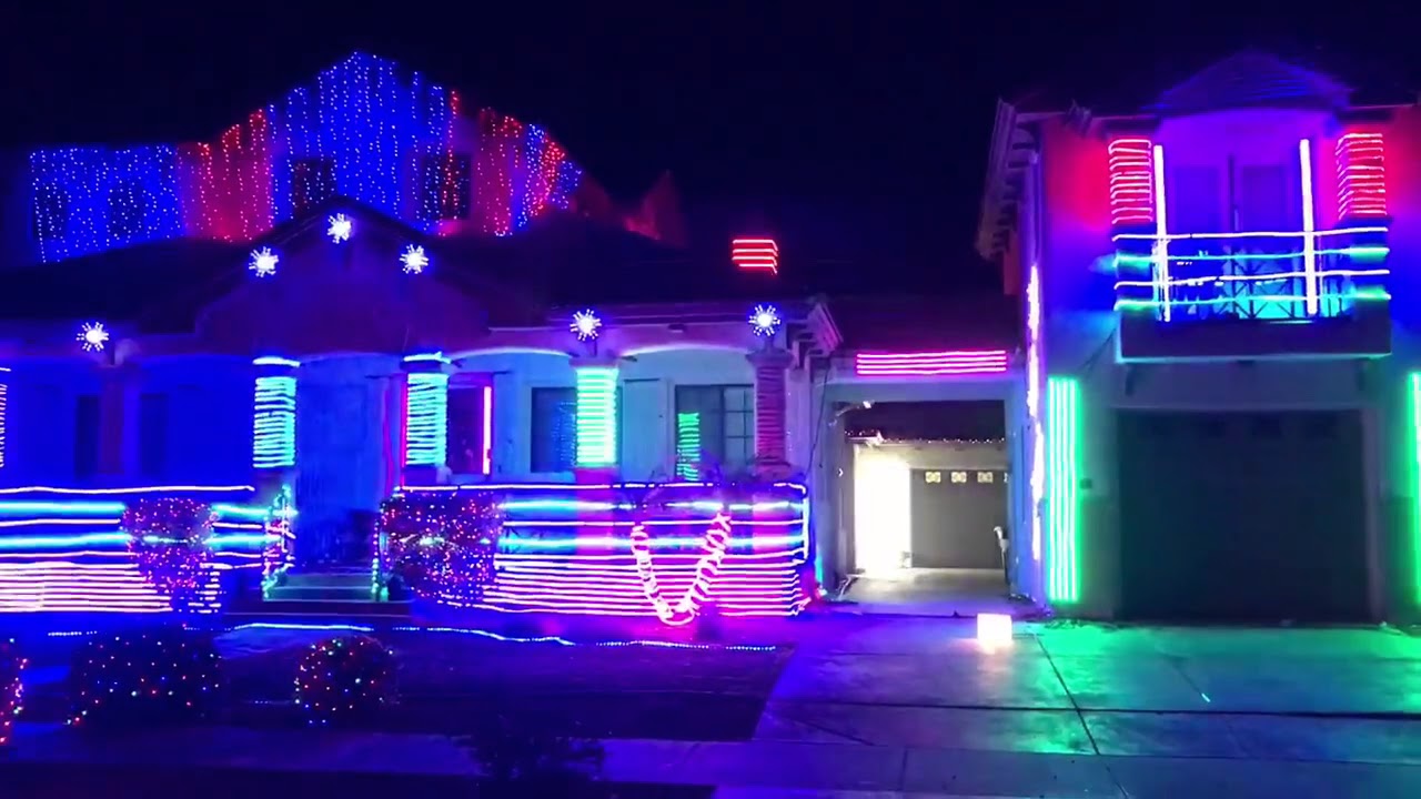 Synchronized christmas lights Owen Family YouTube