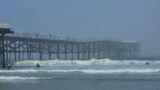 Surfers Catching Morning Waves in SoCal | เซอร์เฟอร์โต้คลื่นยามเช้าในแคลิฟอร์เนียใต้