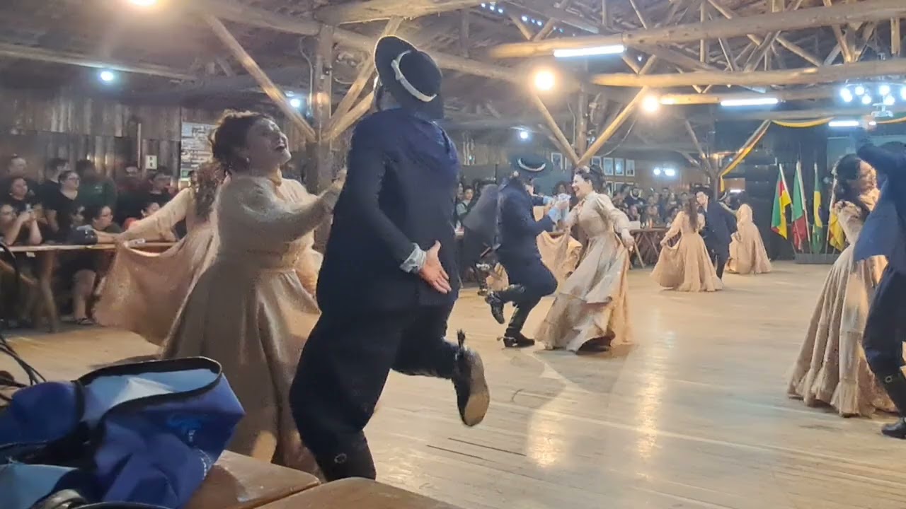 CTG RANCHO DA SAUDADE JUVENIL - TATU COM VOLTA NO MEIO