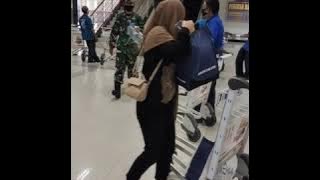 Akhirnya berjumpa lagi stlh 9 bulan pisah Ibu Persit hebat TNI AD selalu setia Pejuang LDR