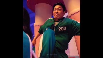 Player 203 Kicks Player 349 On Jump Rope || Squid Game || #shorts