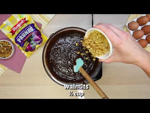 Video: Yuav Ua Li Cas Ua Prune Purée Brownies