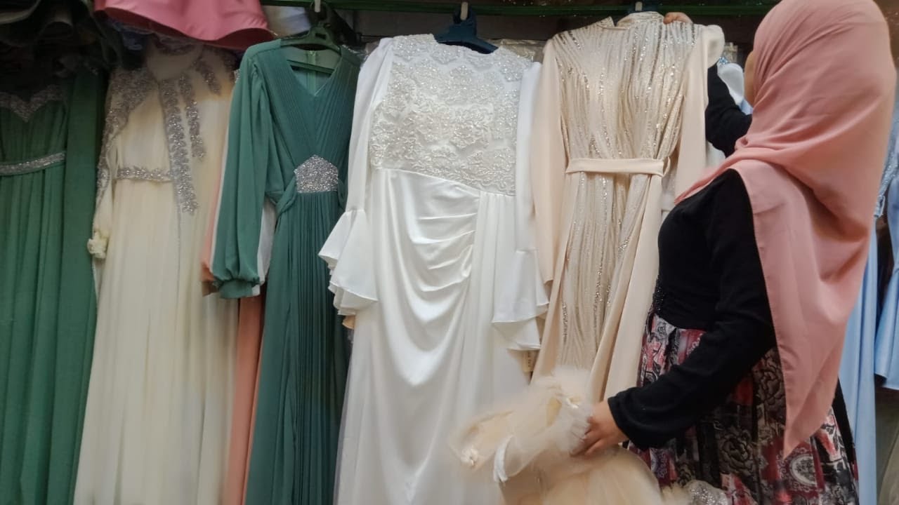 المصنع دة كان مستخبي عننا فين😍اشيك وارخص فساتين سوارية ٢٠٢٥💥خطوبة كتب كتاب فساتين اطفال ومحير 💯💯