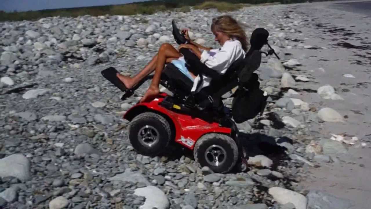 Extreme X8 Scooter Climing Rocks - YouTube