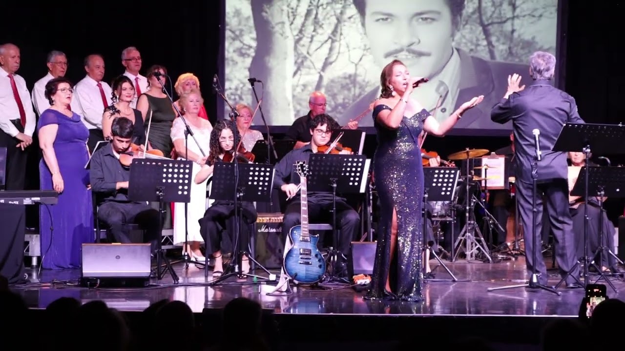 ATMA Yesilcam 2 Sydney Konser den Nurcan nin seslendirdigi Askimla oynama sarkisi.