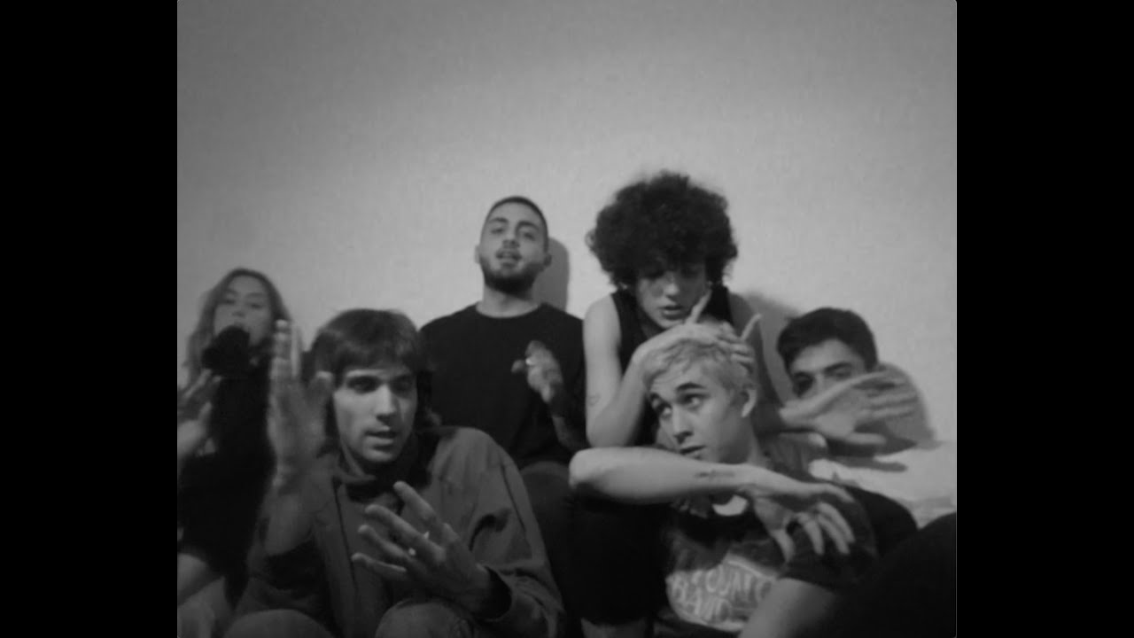 Sleduj Chill Chicos - Baby (ft. trashi) na YouTube Sleduj Chill Chicos - Baby (ft. trashi) na YouTube