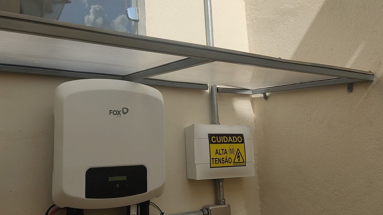 cobertura de  policarbonato para equipamentos energia solar