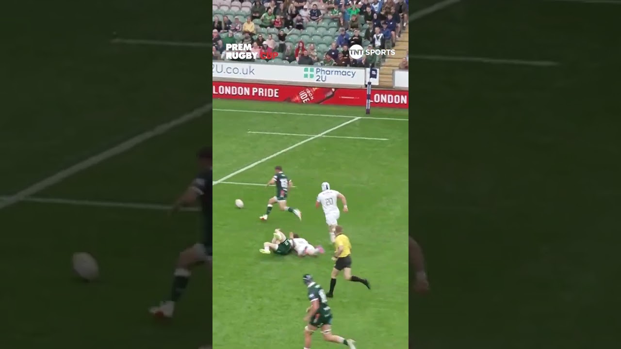 Kick chase leads to a try!
