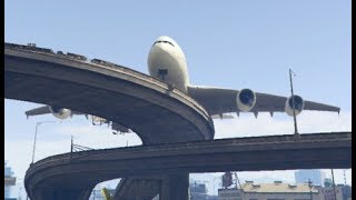 GTA 5- Big Airbus 'a380' Emergency Landing at Rounded Bridge